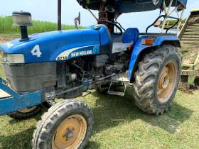 NEW HOLLAND 4710