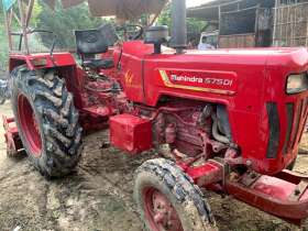MAHINDRA 575 di