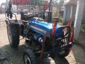 POWERTRAC 439